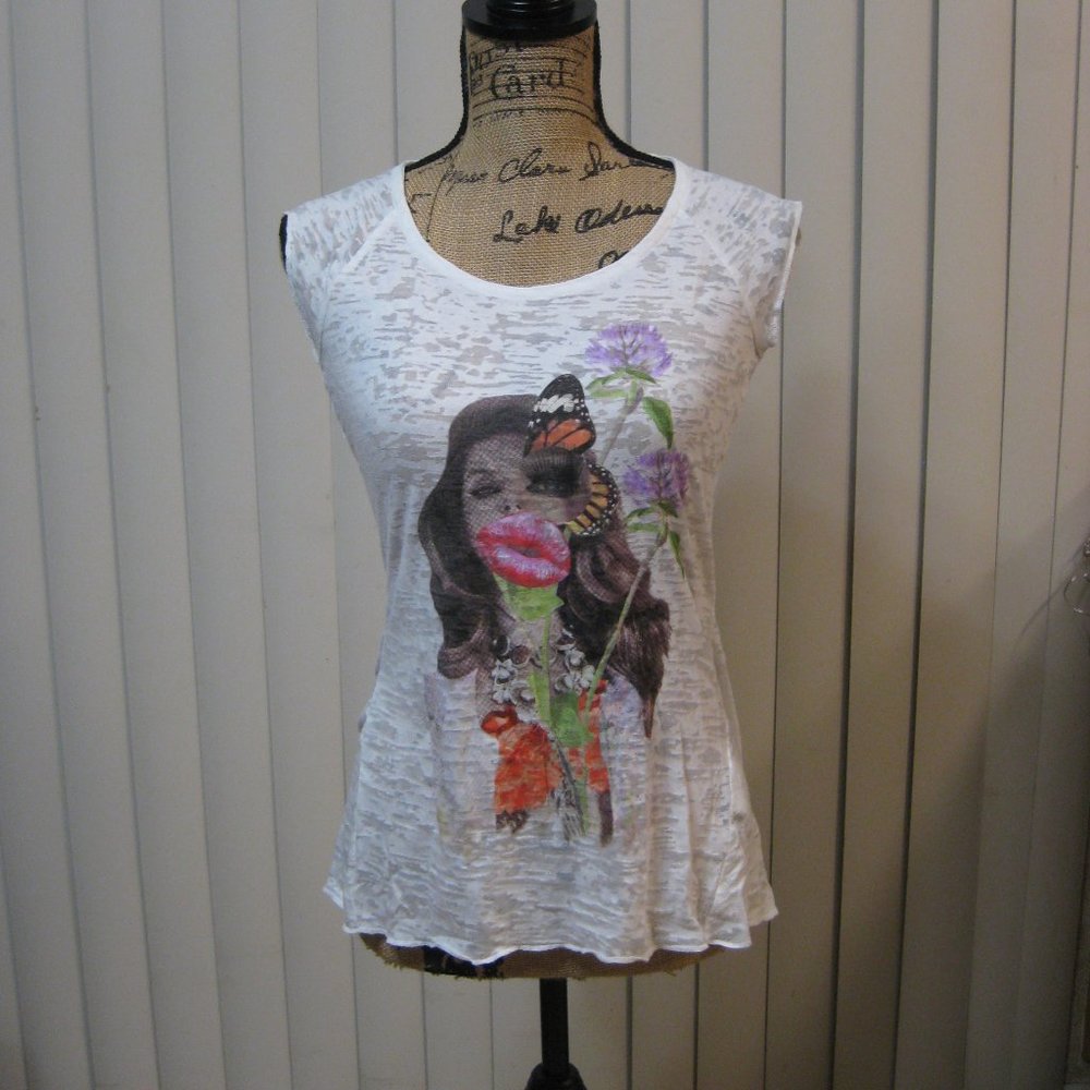 NWT Guess white burnout graphic tee shirt top XS extra small